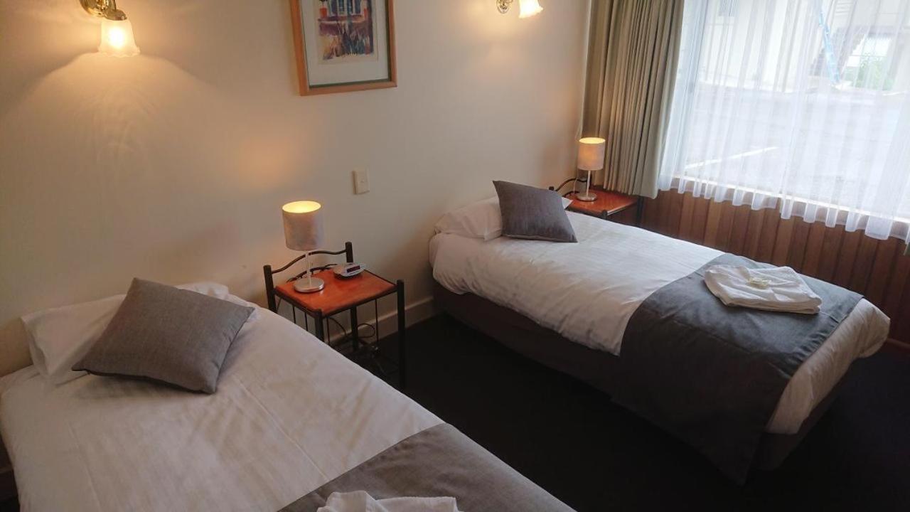 Mt Lyell Motor Inn Queenstown Esterno foto